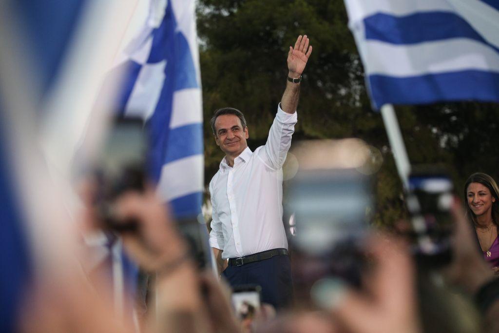 Μητσοτάκης: Κατώτατος μισθός στα 730 ευρώ