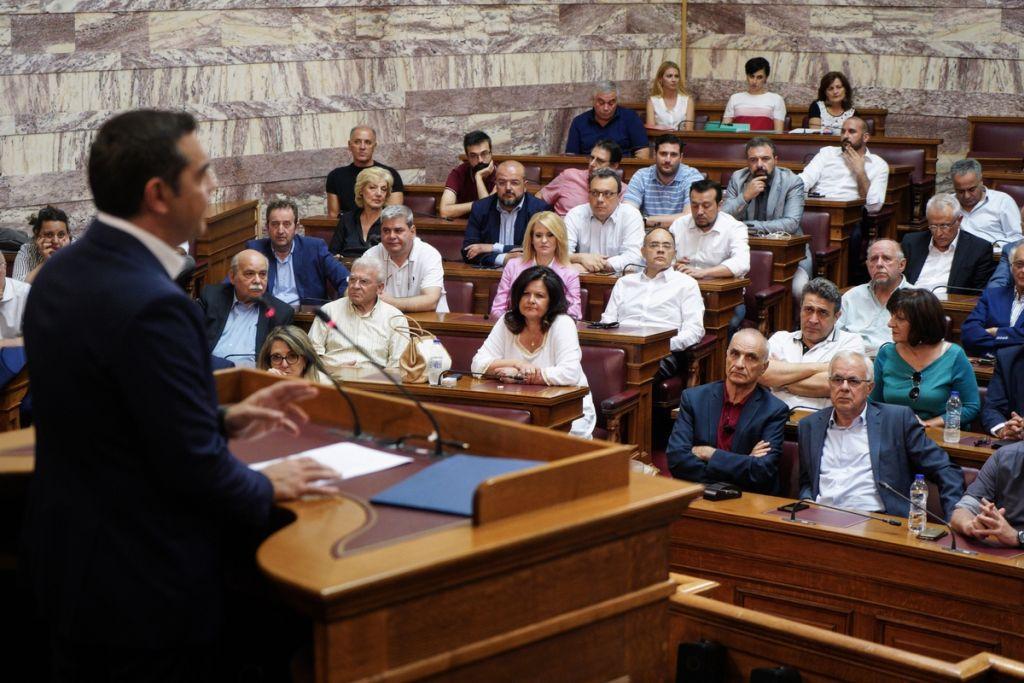 Αυτοί είναι οι «σκιώδεις» υπουργοί που επέλεξε ο Αλέξης Τσίπρας | in.gr