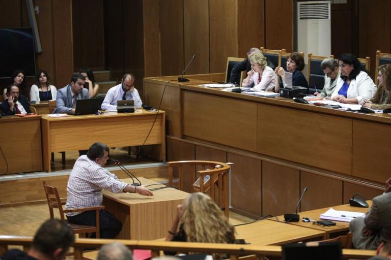 Δίκη Χρυσής Αυγής: Αντιφάσεις στην απολογία συγκατηγορούμενου του Ρουπακιά
