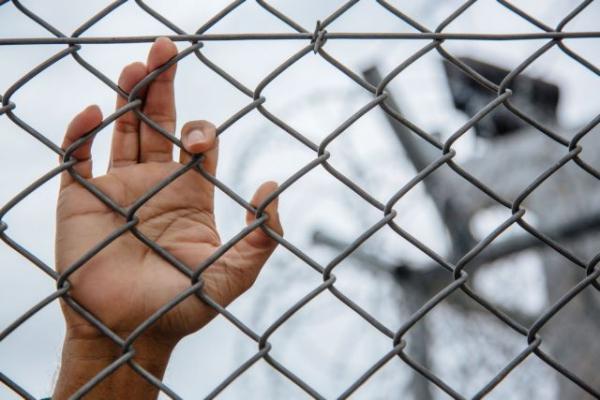 Παγκόσμια Ημέρα κατά της Εμπορίας Ανθρώπων: Σοκάρουν τα στοιχεία για την Ελλάδα