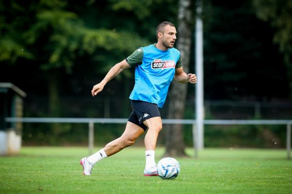 Η υπογραφή του Μολό και το μήνυμα