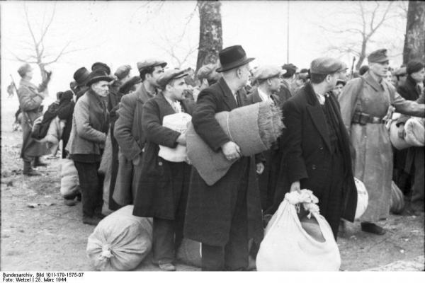 Το ματωμένο καλοκαίρι του ναζισμού