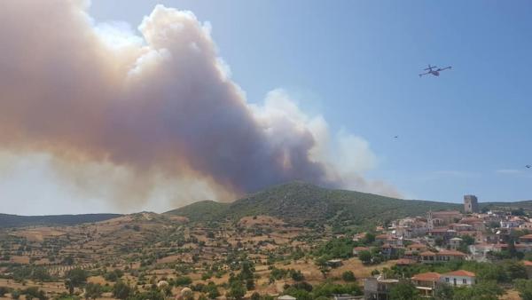 Εύβοια: Μαίνεται η πυρκαγιά – Ενισχύονται οι δυνάμεις