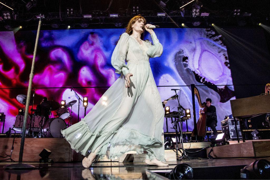 Florence and the Machine: Τρίτη συναυλία στο Κλειστό Γήπεδο Γαλατσίου