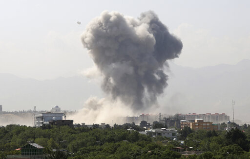 Τουλάχιστον 12 νεκροί και 20 τραυματίες από τρεις εκρήξεις στην Καμπούλ