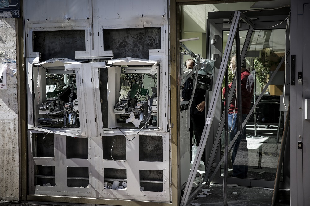 Πάτρα: Έκρηξη σε αυτόματο μηχάνημα ανάληψης χρημάτων