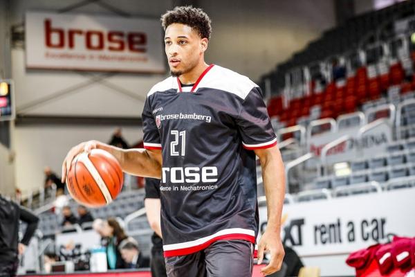 Μεταξύ Ολυμπιακού και Χίμκι ο Ρούμπιτ