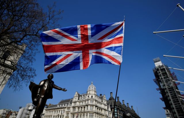 Βρετανία: Μπαράζ παραιτήσεων υπουργών, πρώτος ο ΥΠΕΞ