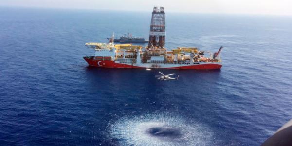 Τραβάει το σχοινί η Τουρκία: Σχεδιάζει έρευνες εντός ελληνικής υφαλοκρηπίδας