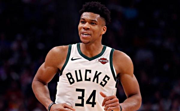 Γιάννης Αντετοκούνμπο: Στη Μύκονο ο MVP