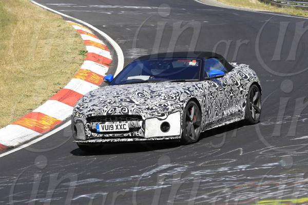 Jaguar F-Type Cabrio 2021: Επιδόσεις από τη βάση