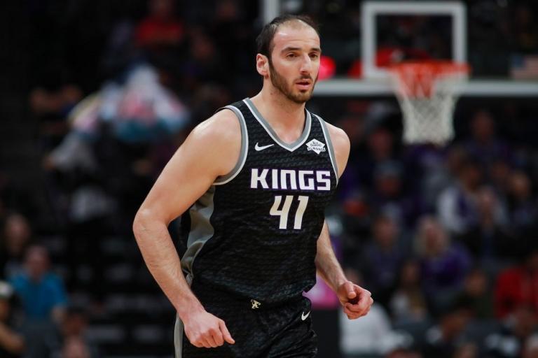 Ο Ιτούδης αφήνει τον Μιλουτίνοφ και πάει για Κουφό