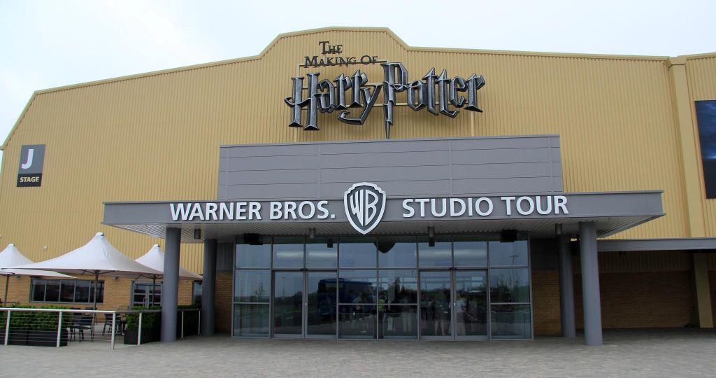 Πυρκαγιά στα στούντιο της Warner Bros στο Λονδίνο – Εκεί γυρίστηκαν τα Harry Potter