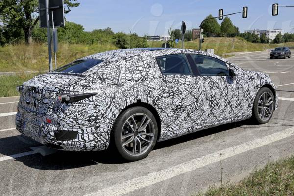 Mercedes EQS: Ηλεκτροκίνηση κορυφής