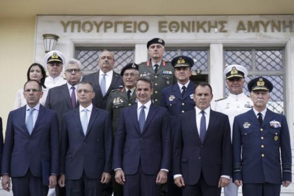 Στο υπ. Εθνικής Άμυνας ο Κυριάκος Μητσοτάκης