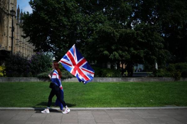Χαμοντ: Brexit χωρίς συμφωνία θα κόστιζε στο Δημόσιο 90 δισ. λίρες