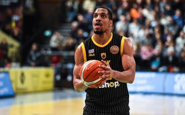 Από την ΑΕΚ στη Βίρτους Μπολόνια ο Χάντερ