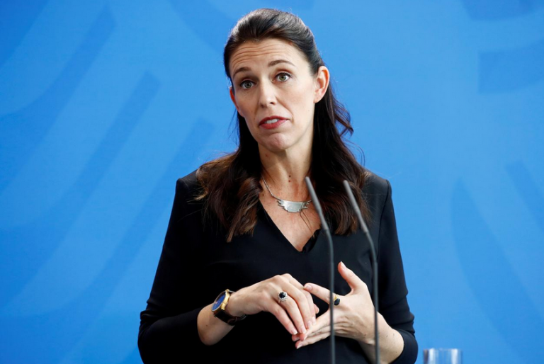 Η πρωθυπουργός της Νέας Ζηλανδίας καταδικάζει πλήρως τις ξενοφοβικές δηλώσεις Τραμπ