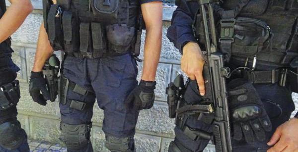 Πρεμιέρα για τους «κομάντος» της ΕΛ.ΑΣ. σε τουριστικά σημεία της Αθήνας