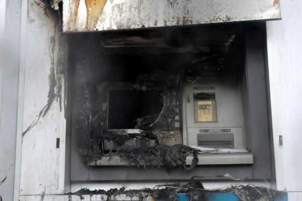 Εμπρηστική επίθεση σε ΑΤΜ στου Ζωγράφου