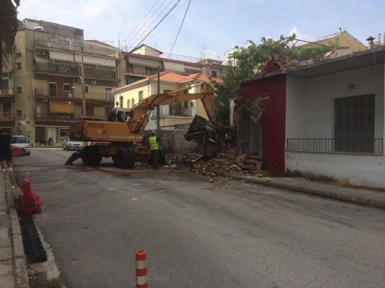 Τέλος η κατάληψη «Μπρούκλυν» στα Γιάννενα – Κατεδαφίστηκε το οίκημα