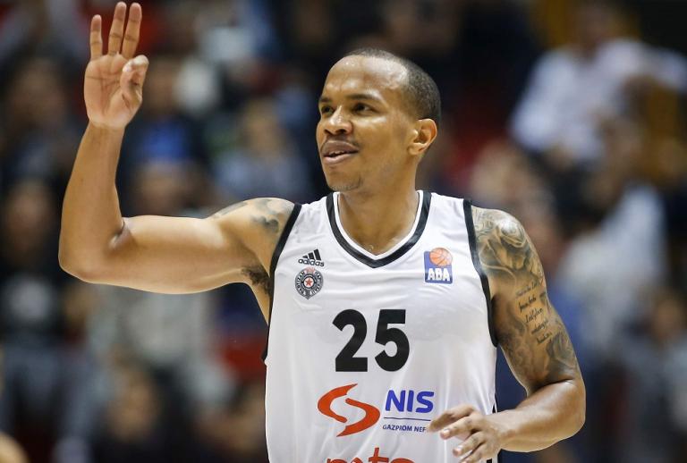 Basketball Champions League : Αφιέρωμα στον Χάτσερ του Περιστερίου