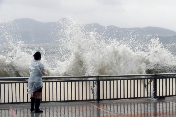 Χονγκ Κονγκ: Κλειστά τα σχολεία και οι αγορές μετά την προειδοποίηση για επερχόμενο κυκλώνα