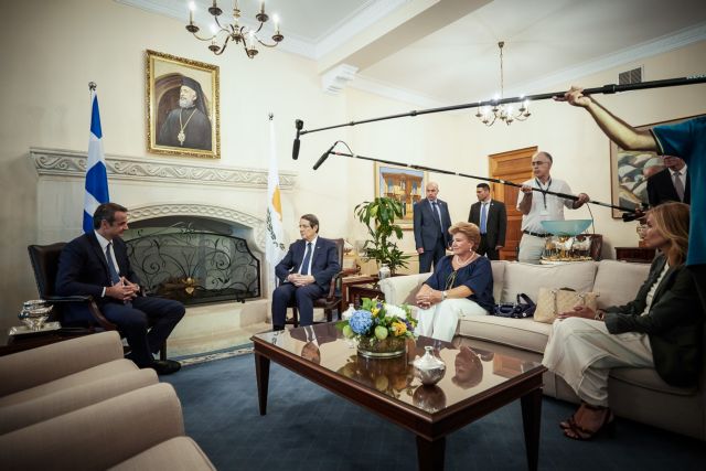 Mitsotakis calls for end to Turkish occupation in Cyprus