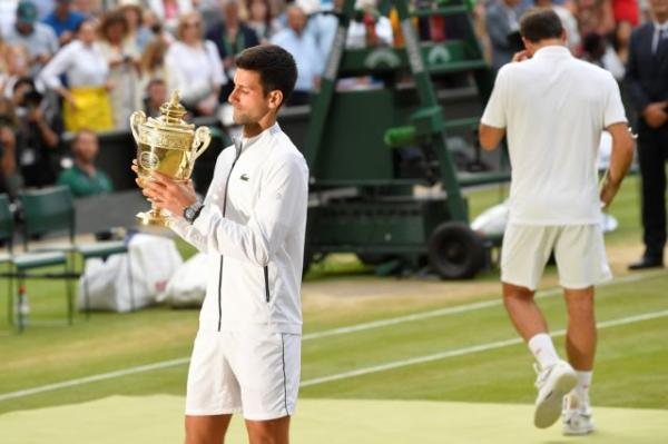 Μπογκντάνοβιτς : «Ο Τζόκοβιτς είναι … Τζόρνταν του τένις!»