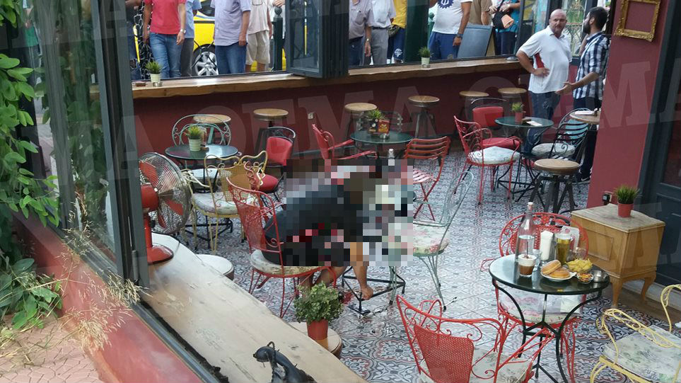 Άγριο έγκλημα σε καφετέρια γνωστού ηθοποιού στο Περιστέρι
