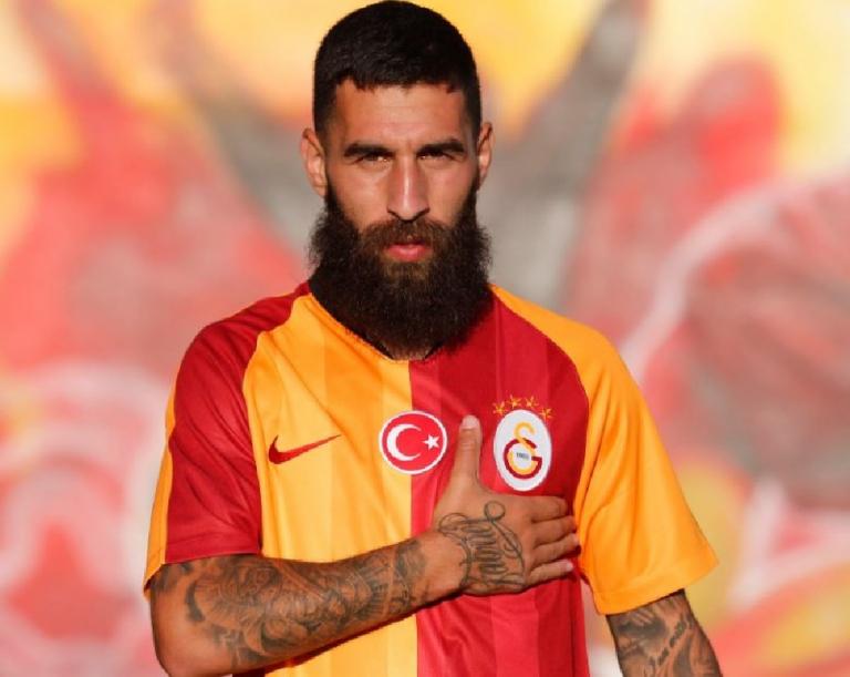 H Γαλατασαράι επισημοποίησε τη συνεργασία με τον Ντουρμάζ