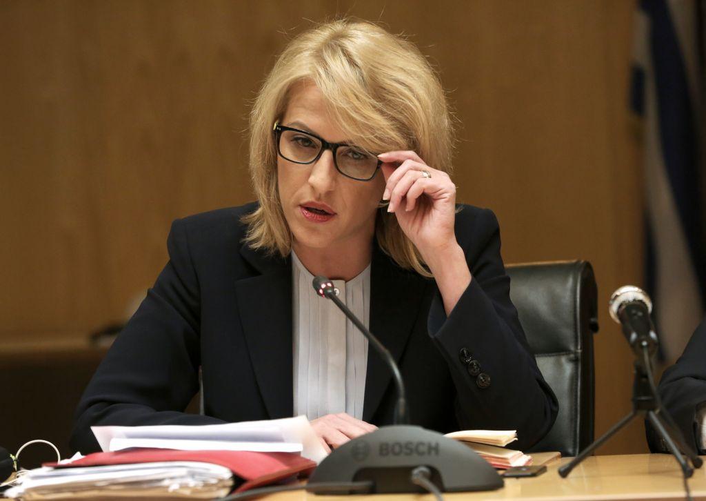 Ρένα Δούρου: Τα συνεργεία της Περιφέρειας προχωρούν σε αυτοψίες