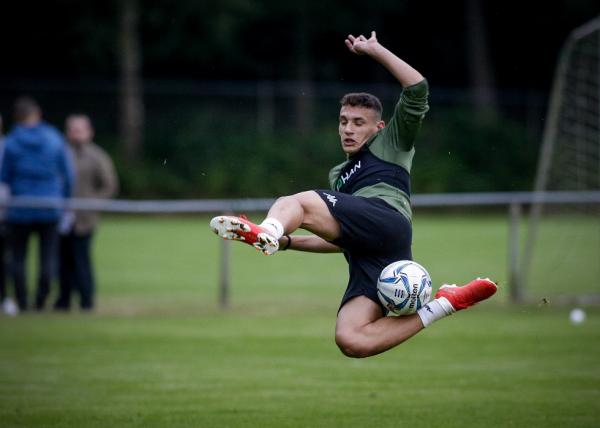 Η γκολάρα του Εμμανουηλίδη στην προπόνηση του Παναθηναϊκού