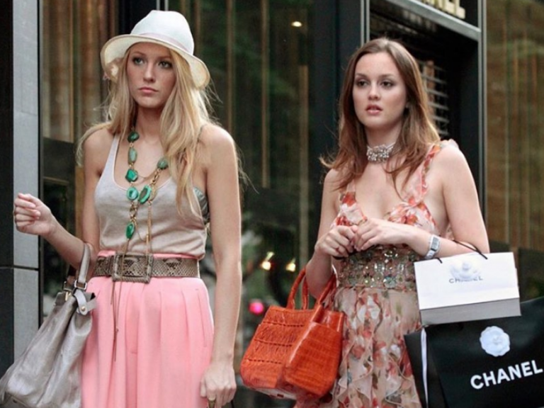 Gossip Girl : Επιστρέφει στις οθόνες μας με νέα επεισόδια!