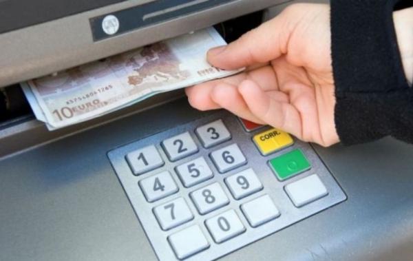 Capital controls: Βγαίνει η θηλιά από την ελληνική οικονομία – Πότε σχεδιάζεται η οριστική άρση τους