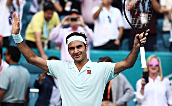 Με την 99η νίκη του στο Wimbledon ο Φέντερερ πέρασε στους «8»