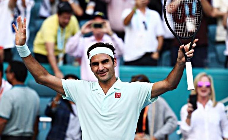 Με την 99η νίκη του στο Wimbledon ο Φέντερερ πέρασε στους «8»