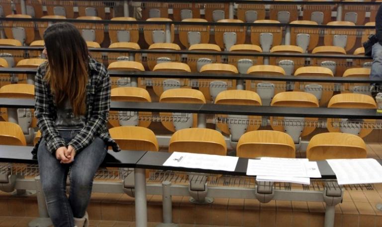 Διευκρινίσεις για τους «αιώνιους» φοιτητές: Τι θα ισχύσει – Ποιοι εξαιρούνται