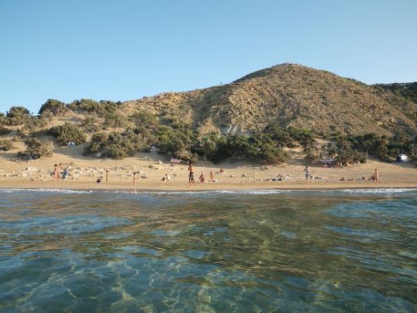 Έφτασαν να νοικιάζουν online μέχρι και «καβάτζες» για ελεύθερο κάμπινγκ