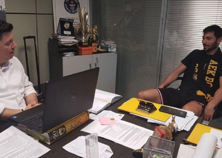 Γκίκας: «Σε μεγάλη ομάδα όπως η ΑΕΚ… παντρεύεσαι τις ευθύνες»