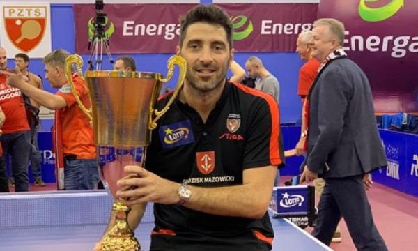 Παναγιώτης Γκιώνης : Ο οδοντίατρος που έγινε σημαιοφόρος της Ελλάδας