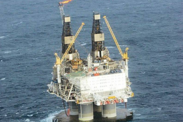 Βόρειος Ατλαντικός: Πετρελαιοκηλίδα εξαιτίας ατυχήματος σε εξέδρα εξόρυξης αργού πετρελαίου