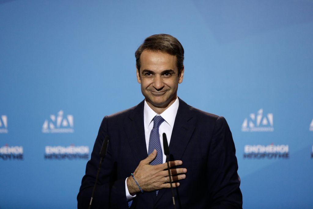 Και τώρα αρχίζουν τα δύσκολα για τον Μητσοτάκη: Από τη μεγάλη νίκη στις «καυτές πατάτες»