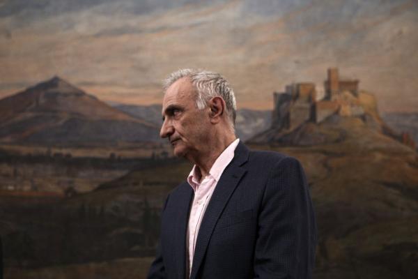 ΣΥΡΙΖΑ σε Καραμανλή: Ας αφήσει για λίγο το Μετρό και να θυμηθεί το μέτρο