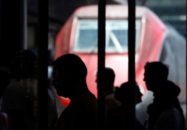 Φλωρεντία: Χάος στους σιδηροδρόμους λόγω φωτιάς