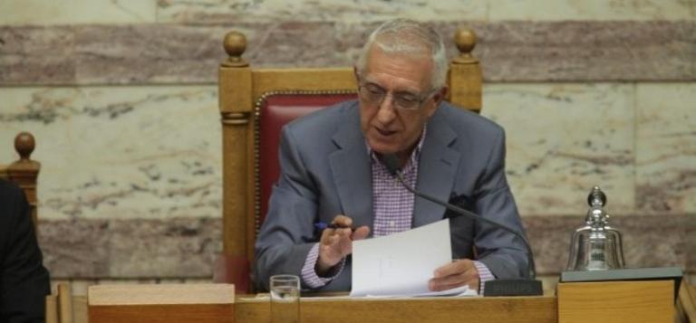 Ποιοι είναι οι 5 βουλευτές που δεν ψήφισαν Νικήτα Κακλαμάνη;