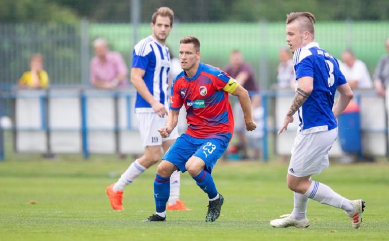 Κάλβαχ: Μπορούμε να αποκλείσουμε τον Ολυμπιακό