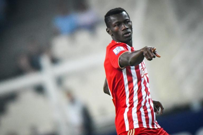 Νοκ άουτ η Γουινέα, επισπεύδεται η επιστροφή Καμαρά στον Ολυμπιακό