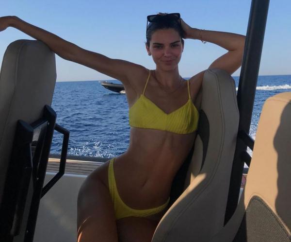 Ιδανικός προορισμός των celebrities για άλλο ένα καλοκαίρι η Ελλάδα