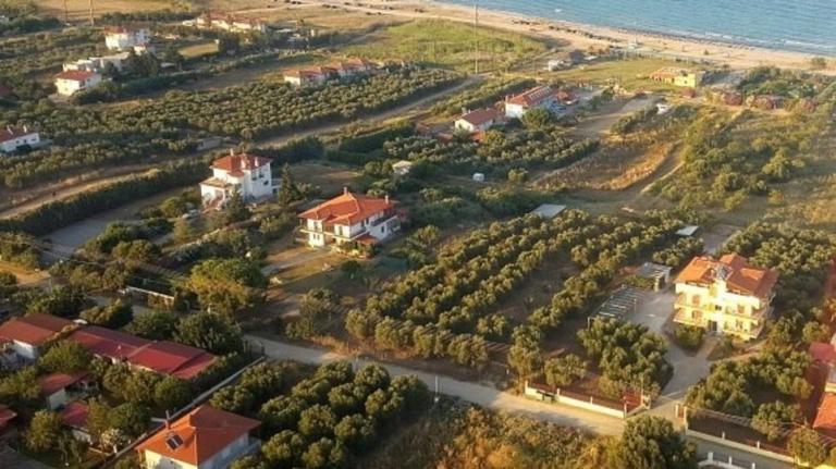 Κτηματολόγιο: Θερμό καλοκαίρι για πολλούς ιδιοκτήτες